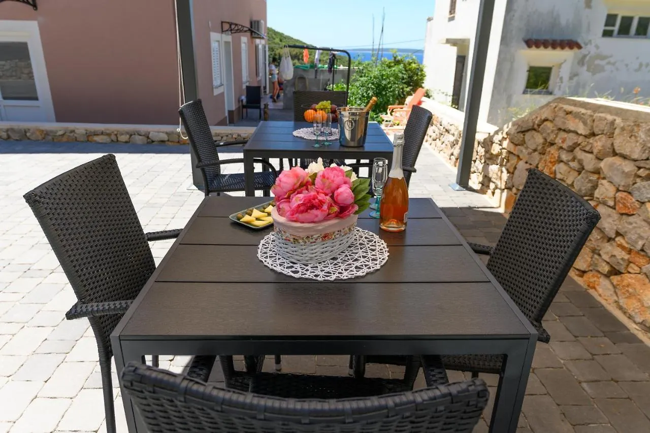 Konukevi Apartments Forever Miholascica